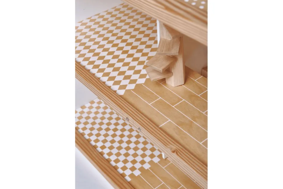 Dovetail Doll House