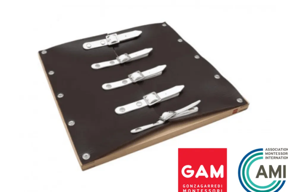 GAM - Casa Dressing Frames
