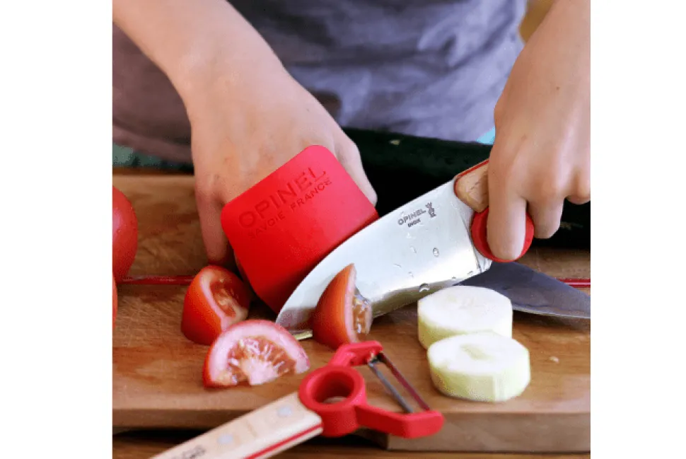 Le Petit Chef Knife, Peeler, and Finger Guard Box Set