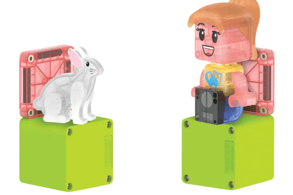 Magna-Tiles® Pet Playhouse 50-Piece Set