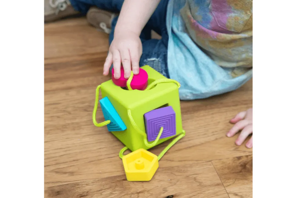 OombeeCube