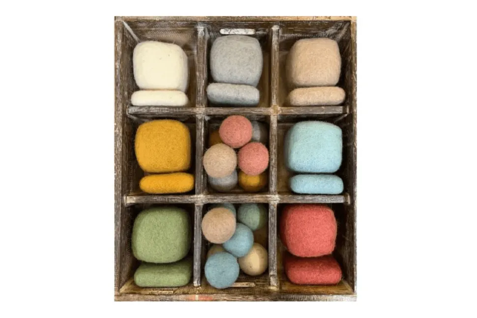 Papoose Earth Sorting Materials