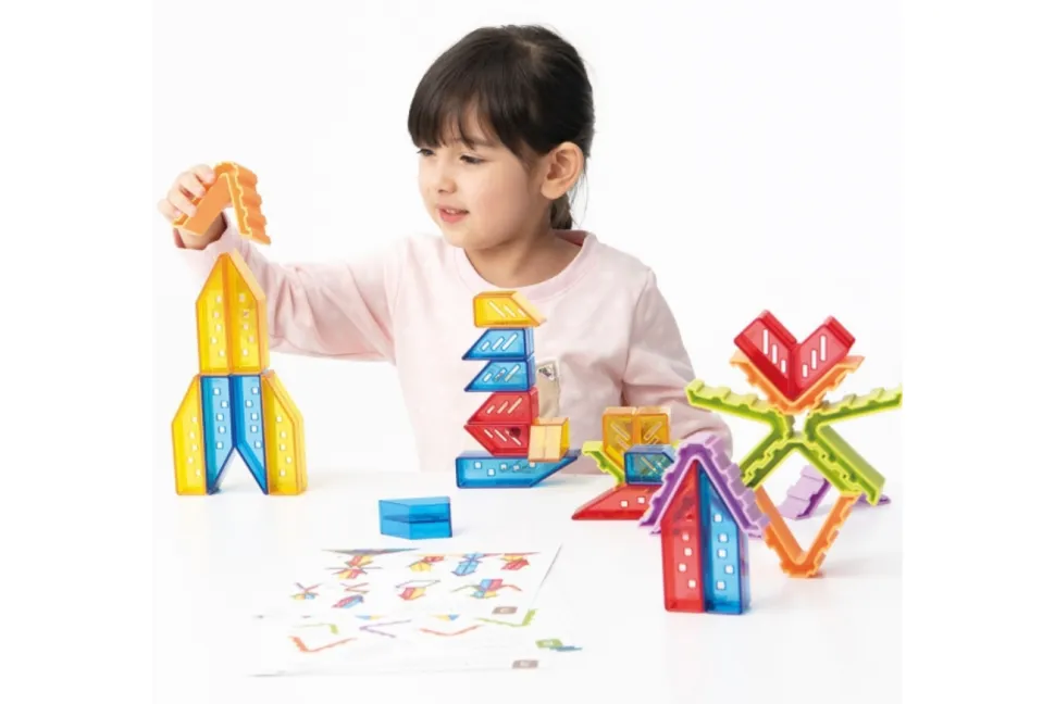 PRESCHOOL & KINDERGARTEN ACCESSORIES