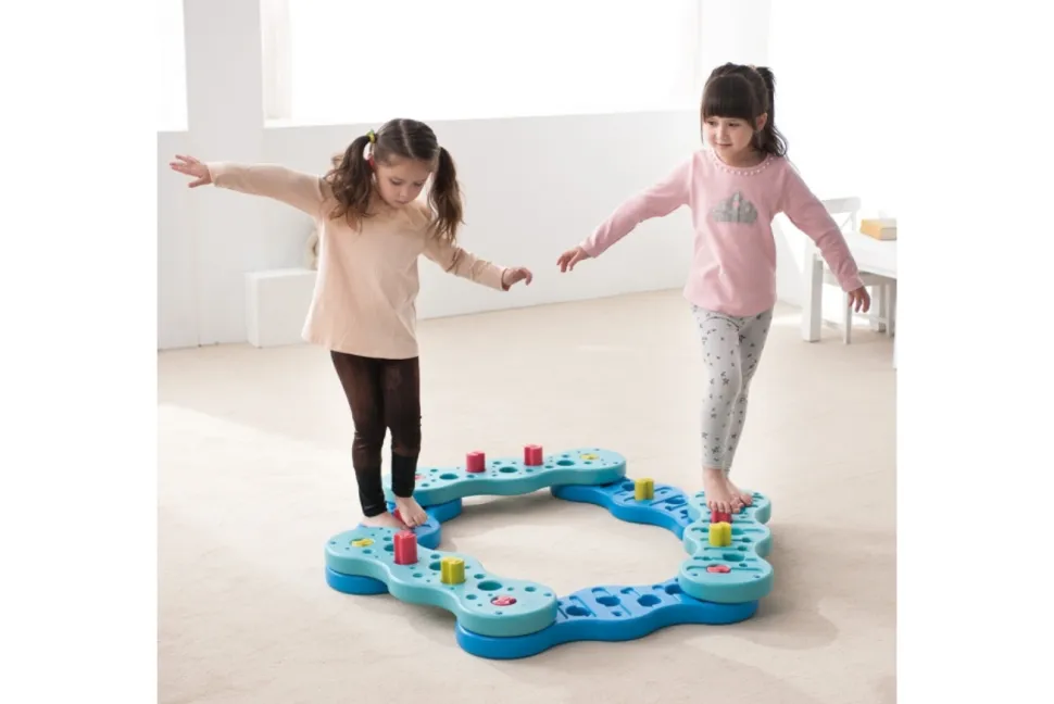 PRESCHOOL & KINDERGARTEN GROSS MOTOR TOYS