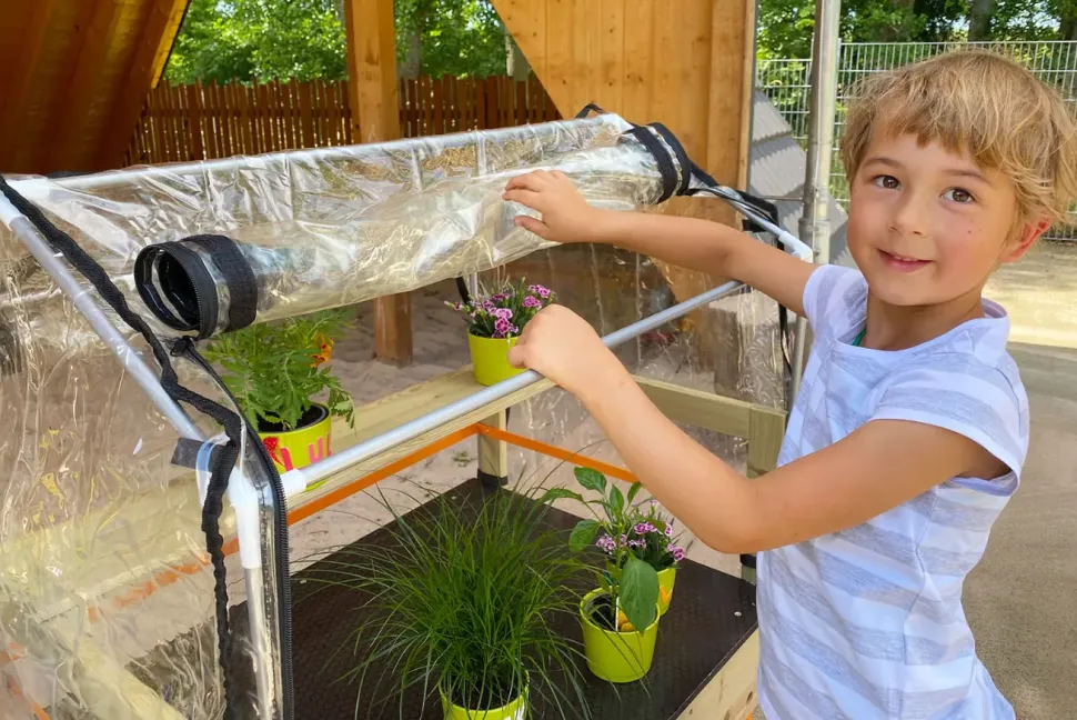 PRESCHOOL & KINDERGARTEN OUTDOOR TOYS