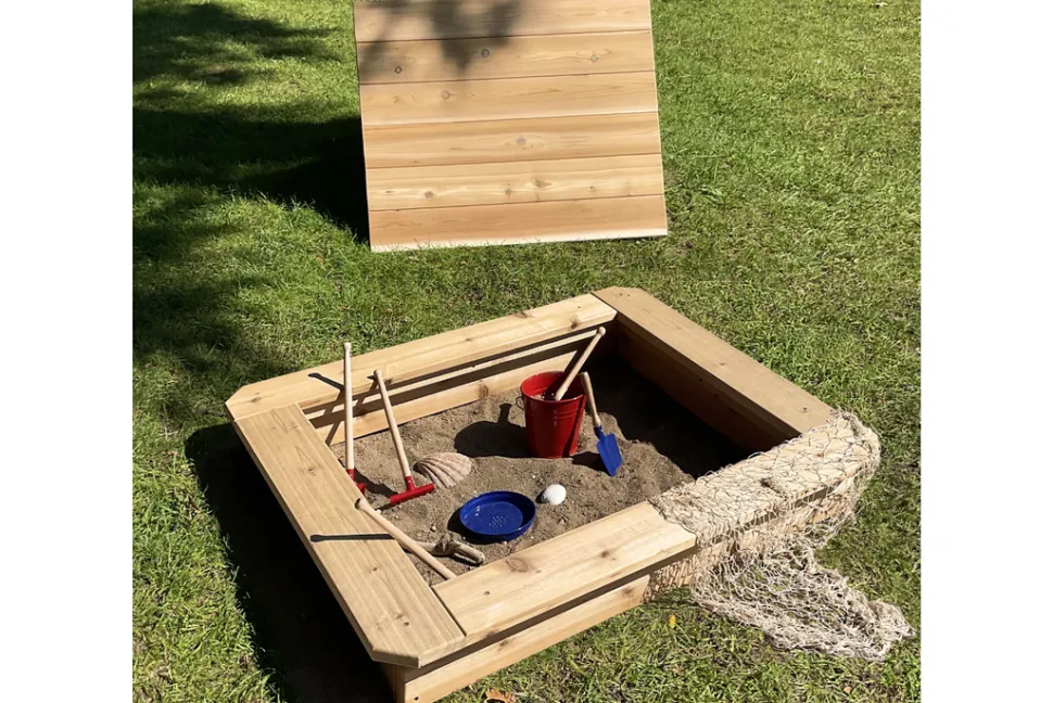 PRESCHOOL & KINDERGARTEN OUTDOOR FURNITURE