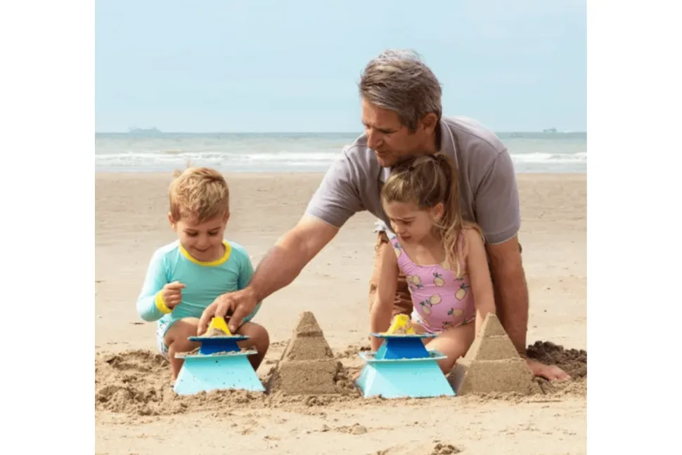 Quut Nesting Sand Toy