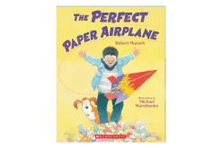 The Perfect Paper Airplane by Robert Munsch [Paperback]